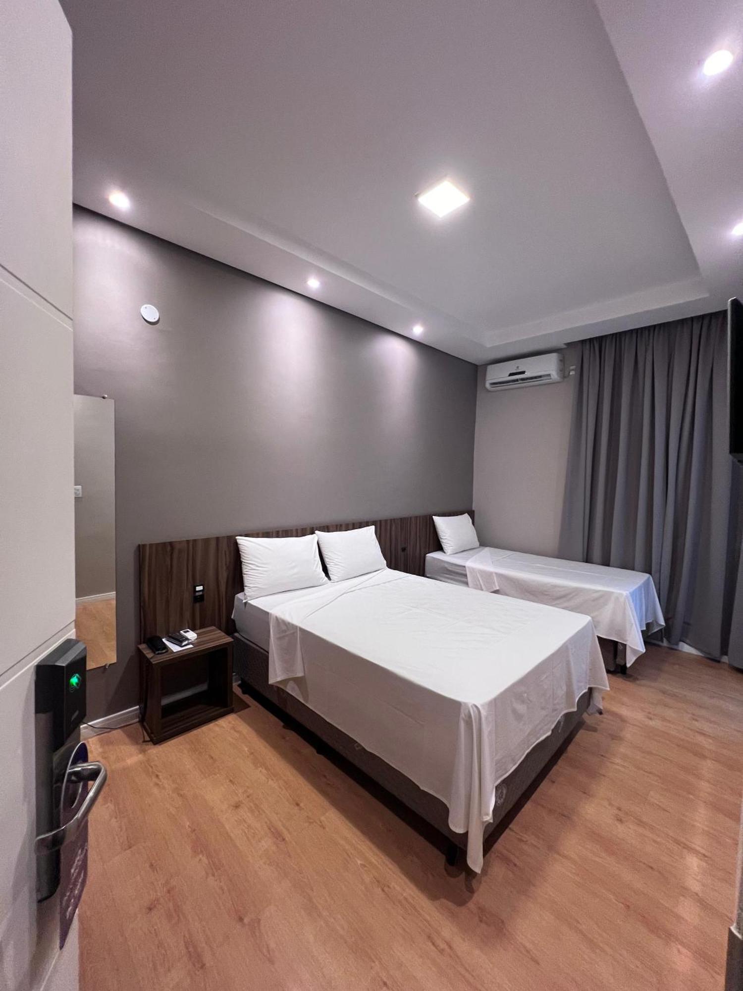 Regis Hotel II Registro  Kültér fotó